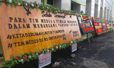Semangati Tim Medis Merangin Lawan Corona, Karangan Bunga Banjiri RS Kolonel Abunjani