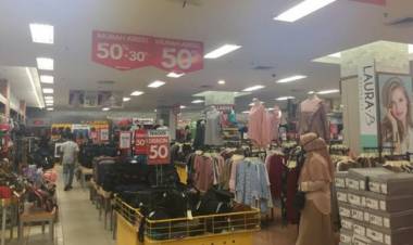 Ramayana Jambi Hari Pertama Lebaran Tetap Buka