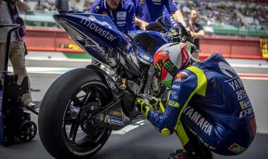 Rossi Sebut Pemilihan Ban Bakal Jadi Kunci di MotoGP Catalunya 2018
