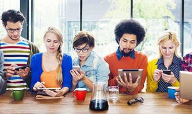 6 Gaya Hidup di Era Milenial yang Salah Kaprah Tapi Masih Saja Diagung-agungkan