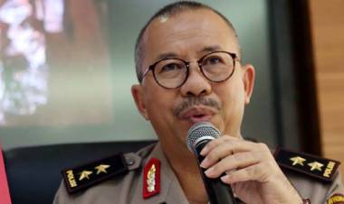Kadiv Humas Polri beri penjelasan tentang Mutasi  Wakapolda Maluku
