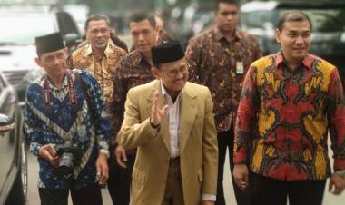 Usai Jokowi-JK, Giliran BJ Habibie Jenguk SBY