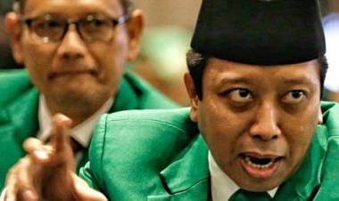 Bos PPP Rommy Dibujuk Ikut Bentuk Poros Ketiga