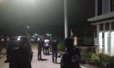 Polisi Kejar-kejaran dan Letuskan Tembakan di Pulau Pandan