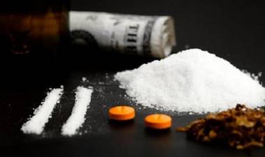 Diringkus Polisi Jambi Bandar Narkoba Ini Tanam Sabu Senilai Rp6 Miliar di Halaman Rumahnya