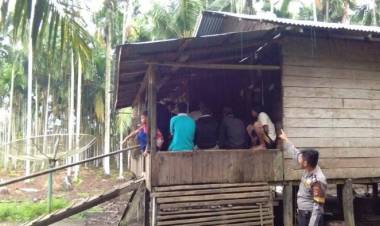 Ditemukan Tewas Gantung Diri, Saat Diturunkan Tubuh Korban Masih Bergerak  