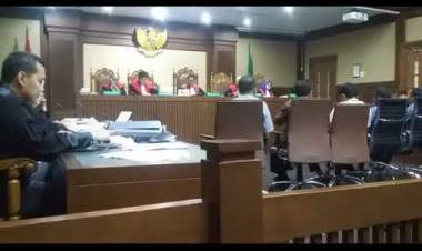 LIVE SORE: Sidang Zumi Zola, Kamis 6 September 2018
