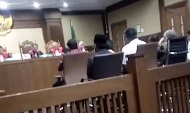 SIDANG LANJUTAN ZUMI ZOLA: Ternyata Ini Arti Kode A, B, Plus 1 dan Tanda Bintang