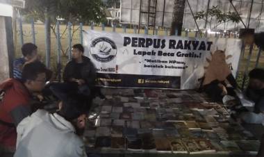 Matikan Hapemu, Bacalah Buku di Lapak Perpus Rakyat Jambi
