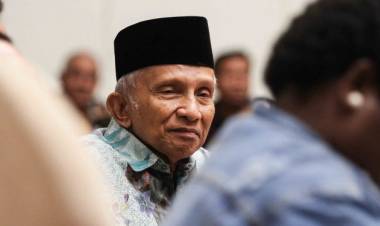 Polisi Tak Persoalkan Amien Rais Bawa Massa Kawal Pemeriksaannya