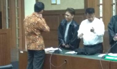 Di Hadapan Hakim Zumi Zola Ngaku Pusing Ditekan Tim Sukses dan DPRD