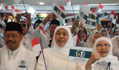 Khofifah Arahkan Ibu-Ibu Muslimat Pilih Jokowi