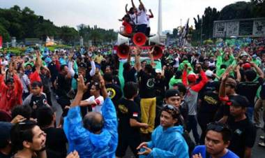 Bikin Macet Saja! Menhub Prihatin Aksi Unjuk Rasa Taksi Daring