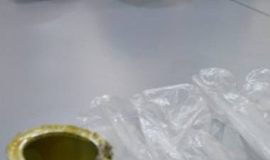 Berbahaya! Lem Dihirup Lima Remaja Surabaya Mengandung LSD