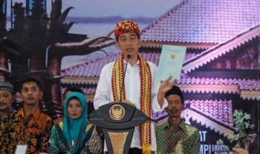 Jokowi: Ada yang Bilang Tampang Ndeso, Nggak Apa-Apa!