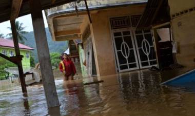 Banjir Rendam Ratusan Rumah di Dua Nagari Pesisir Selatan 