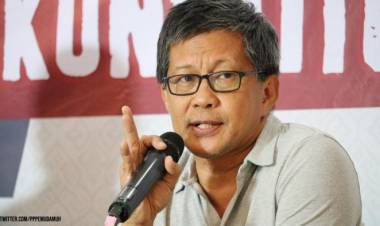 Meski Terima Foto, Rocky Gerung Tak Tahu Soal Peristiwa Kasus Ratna 