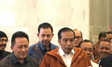 Dalam Sehari Jokowi Bisa Ganti Baju 4-6 Kali