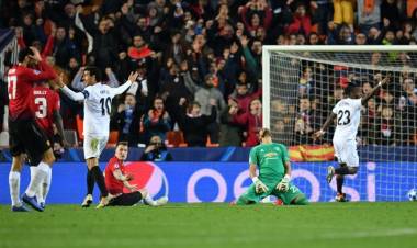 Gol Bunuh Diri, Manchester United Kalah Tipis dari Valencia