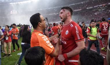 Ketika Zaman Anies Konvoi Kemenangan Persija di Balaikota