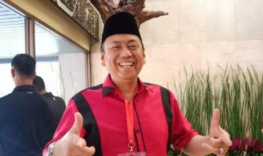 Kapitra Sebut Ada Lebay Soal Video Perusak Atribut Demokrat