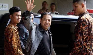 Terkekeh, Setnov Ngaku Tak Pernah Ditawari Bilik "Asmara" Lapas Sukamiskin