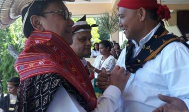 Gunakan Baju Rote, Mendagri: Nkri Tidak Akan Punah!!!