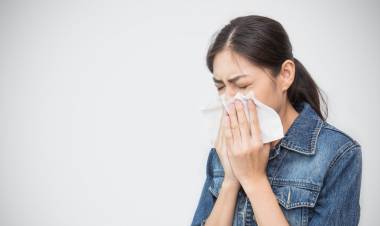 Kapan Anda Harus Periksa Saat Mengalami Batuk Berkepanjangan