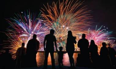 Meski Diguyur Hujan, Ancol Siapkan Puluhan Artis Sambut Malam Tahun Baru