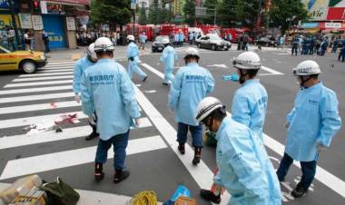 Tahun Baru Kelam, Mobil Tabrak Keramaian Orang di Tokyo