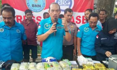 Begini Cara BNN Cari 70 Kg Sabu-Sabu dari Kapal