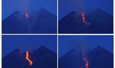 Gunung Merapi Muntahkan Sembilan Kali Lava Pijar