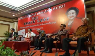 Mantan Wapres dan Menteri Kabinet Hadiri Peluncuran Buku Megawati "The Brave Lady" 