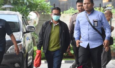 KPK Tahan Bupati Mesuji