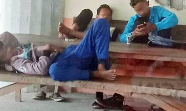 Lapor Pak Bupati! Gedung Lembaga Adat Merangin Jadi Tempat Bolos Siswa