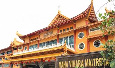 Pandita Maitri: Songsong Masa Depan dengan Optimistis