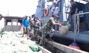 Lanal Dumai Tangap Kapal Muatan 9 Ton Bawang Ilegal