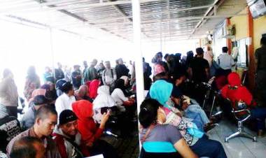 Gawat, Calo Terang-terangan Tawarkan Pengurusan di Disdukcapil Cianjur