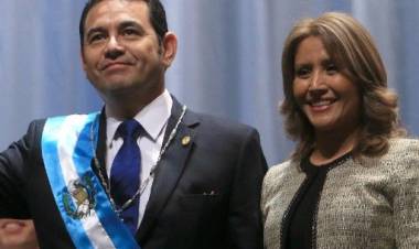 Istri Presiden Guatemala Diperiksa Karena Cairkan Cek Palsu