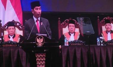 Jokowi Sebut Warga Beranggapan Hukum Peradilan Indonesia Bisa Diperjualbelikan