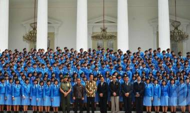 Absenkan Siswa Taruna Nusantara, Presiden: Saya Titip Negara Ini