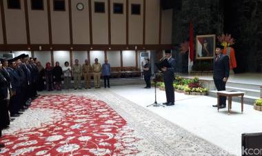 Pengukuhan 37 Dewan Riset Daerah, Eh Ada Ketum OKE OCE