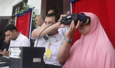 200 Ribu Warga Jabar Belum Rekam KTP-e, Sementara 200 WNA Punya KTP