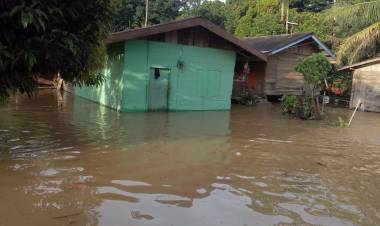 Banjir Terjang Tiga Desa di Sarolangun