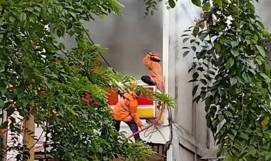 Gerai Alfamart di Bungo Terbakar