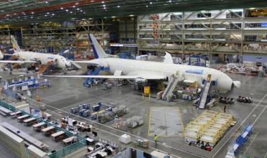 Usai Kecelakaan Mematikan, Boeing Pangkas Produksi Bulanan Jet 737