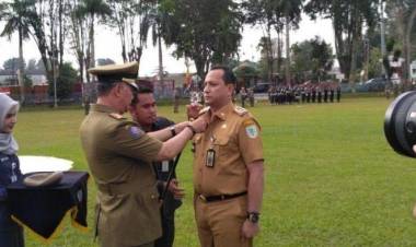 Walikota Jambi Lakukan Pembaretan Kabag Humas Pemkot