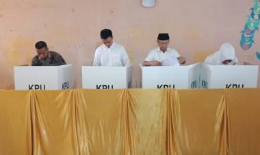 Jokowi Tumbang di TPS Ketua Golkar Sarolangun Cek Endra