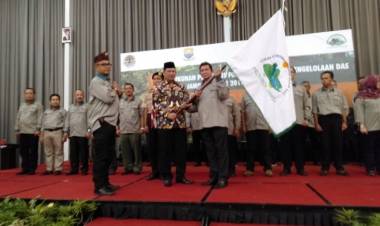 Pengurus Forum Koordinasi Pengelolaan DAS Provinsi Jambi Resmi Dikukuhkan