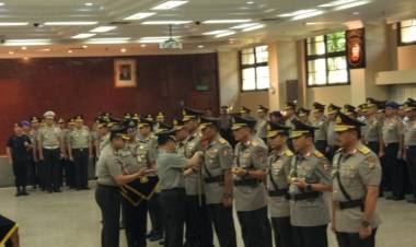Pimpin Sertijab Sejumlah Kapolda, Kapolri: Mutasi Dipicu Karena Dua Jenderal Pensiun